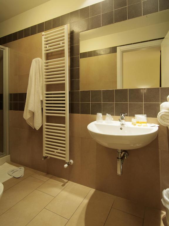 Hotel Cluentum Tolentino Zimmer foto